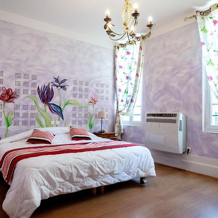 Logis Hotel De La Tour Libourne Εξωτερικό φωτογραφία