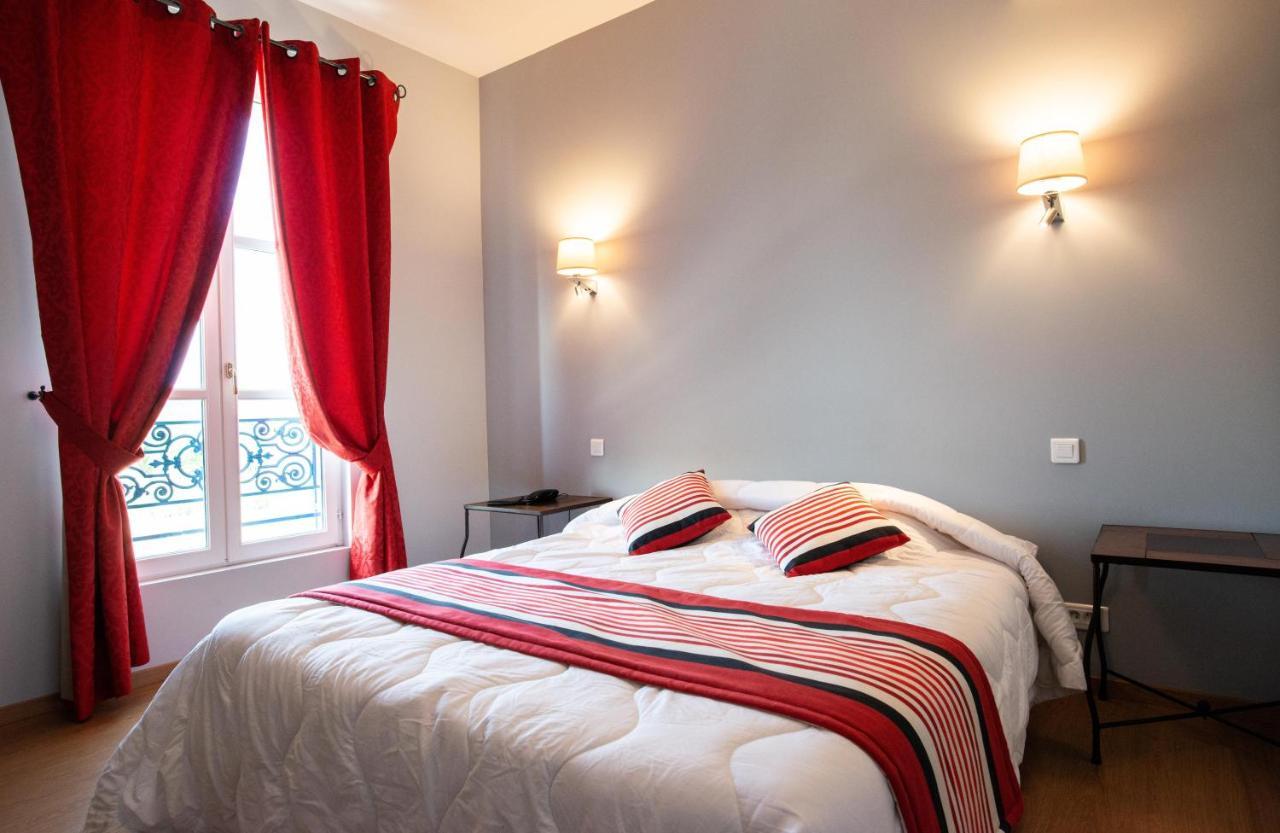 Logis Hotel De La Tour Libourne Εξωτερικό φωτογραφία