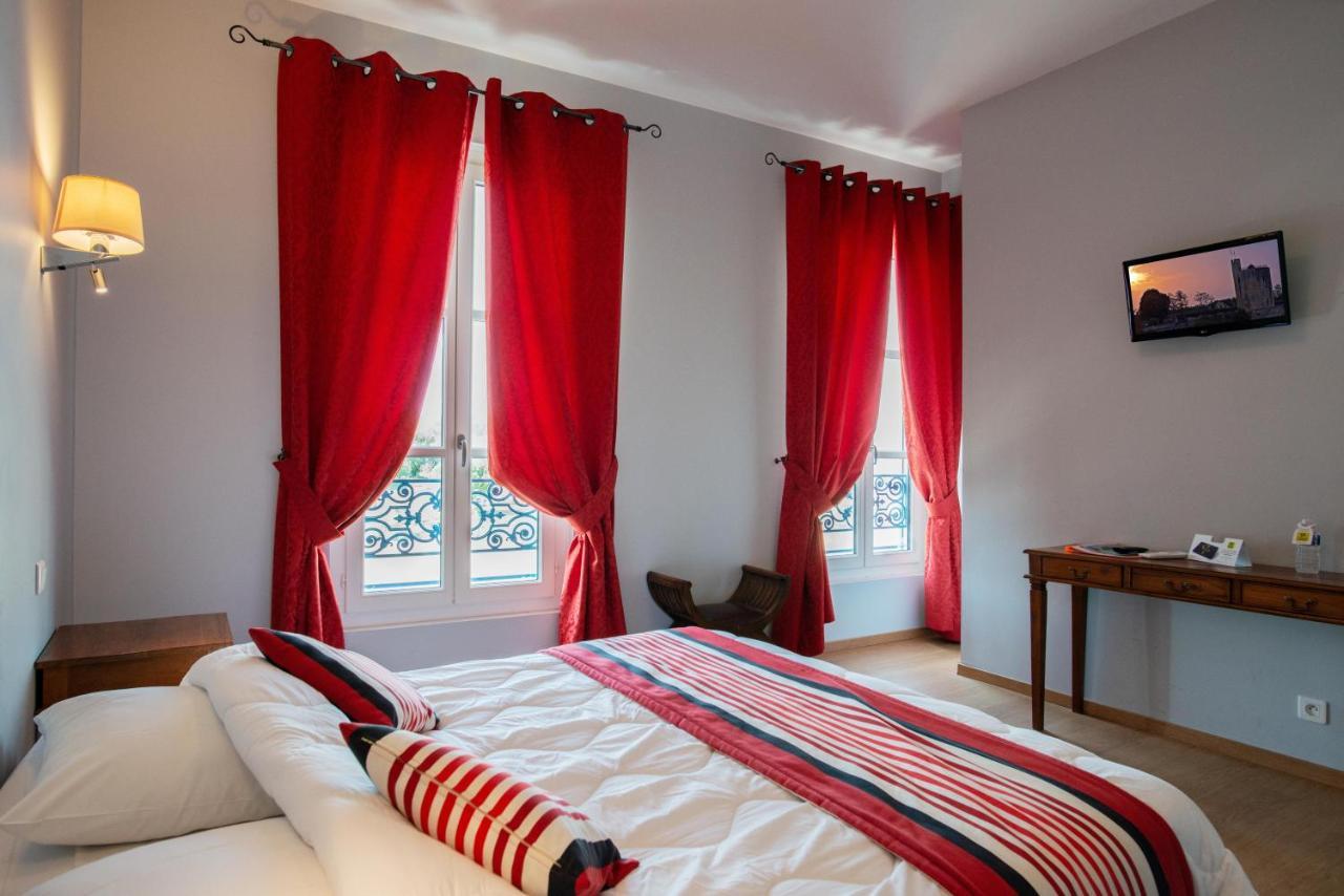 Logis Hotel De La Tour Libourne Εξωτερικό φωτογραφία
