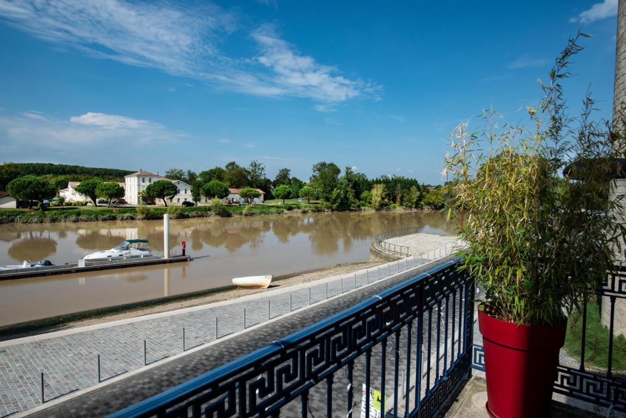 Logis Hotel De La Tour Libourne Εξωτερικό φωτογραφία